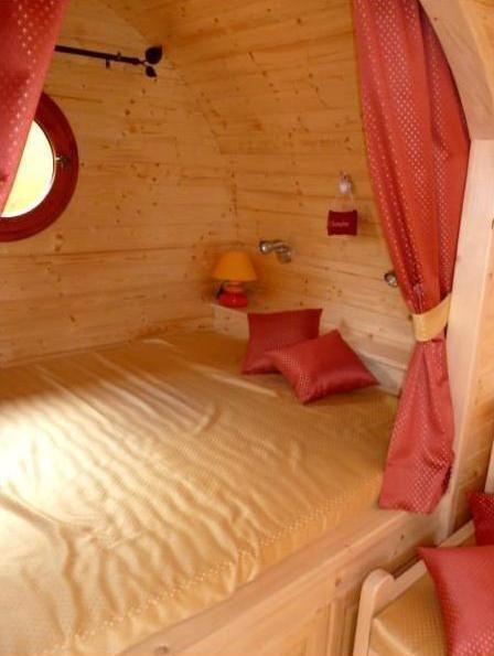 Le Chalet Du Chemin Et Sa Roulotte Berviller-en-Moselle 部屋 写真